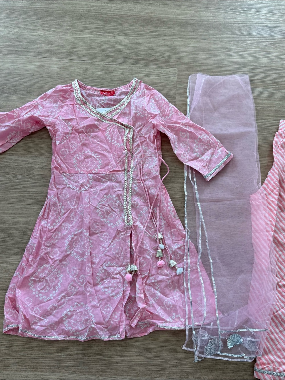 Brand new cotton Pink Girls' Traditional Kurta Set with Dupatta size 7-8Y